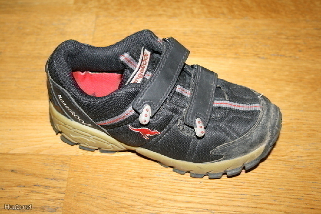 Kangaroos mustat lenkkarit 31 (19,5 cm)