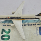 Schabak 908 Lentokone Boeing 757 Singapore Airlines Metalli - pikkukuva 1