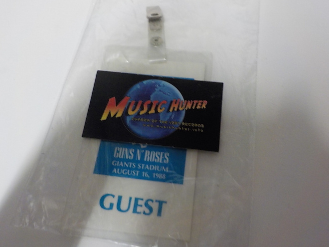 GUNS N ROSES GIANTS STADIUM 1988 GUEST BACKSTAGE PASSI