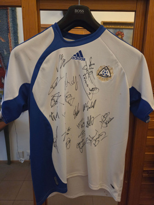 Suomen A-maajoukkueen paita signeerauksin, Baxterin kaudelta