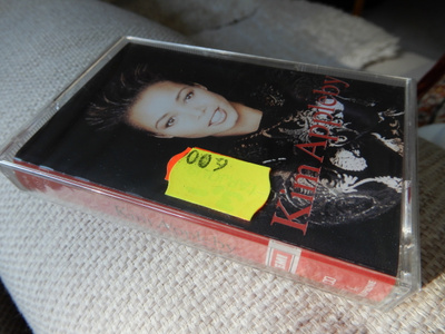 KIM APPLEBY - KORKKAAMATON KASETTI VUODELTA 1990 !