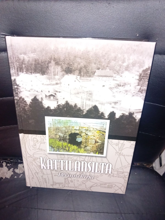 Kattilansilta perinnekirja ( SIS POSTIKULU )