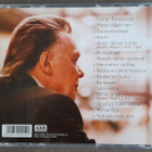 CD: Kari Tapio - Vieras Paratiisissa (2010) - pikkukuva 2