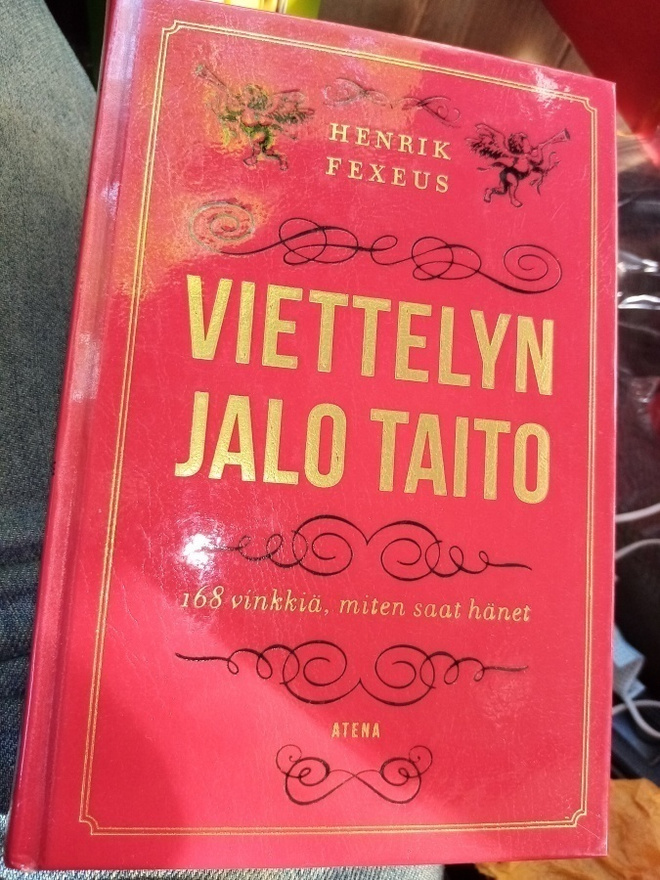 FEXEUS :  VIETTELYN JALO TAITO ( SIS POSTIKULU  )