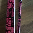 Glossy Lip Liner The Kissest Lip Liner / Huultenrajauskynä - pikkukuva 2
