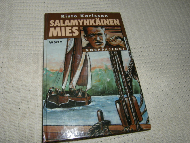 Risto Karlsson Salamyhkäinen mies
