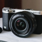 Samsung nx500 28.2mp + 2 obtiikkaa, virheettömät. - pikkukuva 1