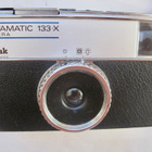 VANHA Kamera Kodak Instamatic 133-X + HYVÄ Nahkalaukku - pikkukuva 2