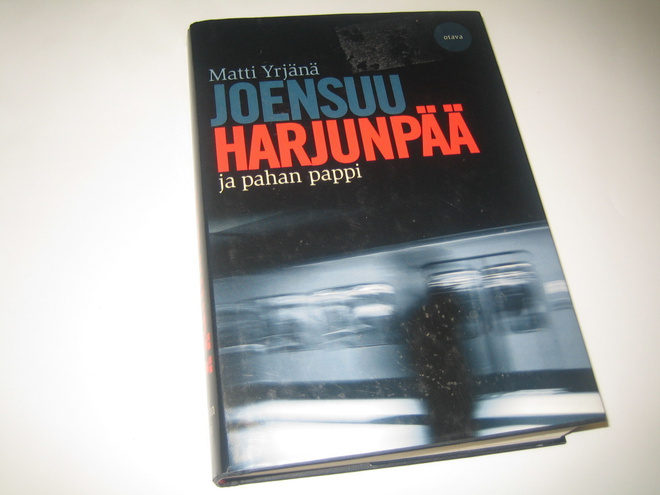 Matti Yrjänä Joensuu - Harjunpää ja pahan pappi