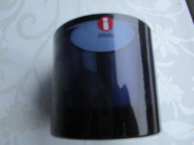 IITTALA KIVI TUIKKU MUSTIKANSININEN ?