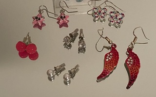 Tytölle korvakoruja 7 paria