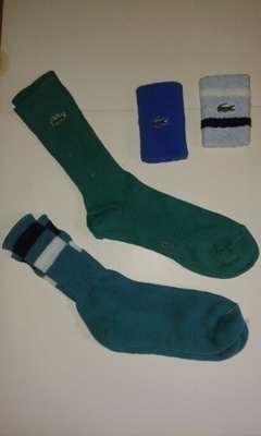 LACOSTE SUKKIA 2 PARIA ja muita 4 paria