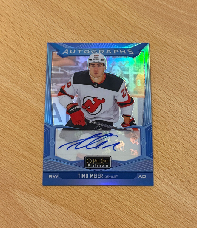 2024-25 OPC Platinum Timo Meier Blue Rainbow Autographs