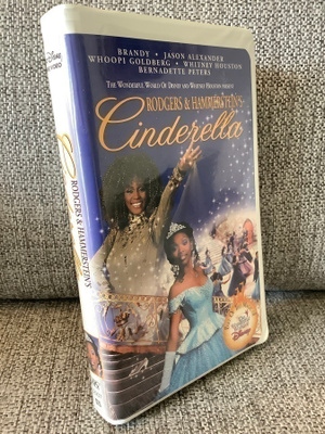 CINDERELLA (WALT DISNEY) WHITNEY HOUSTON