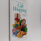 Rosalind Burdett : The creative book of gift wrapping - pikkukuva 1