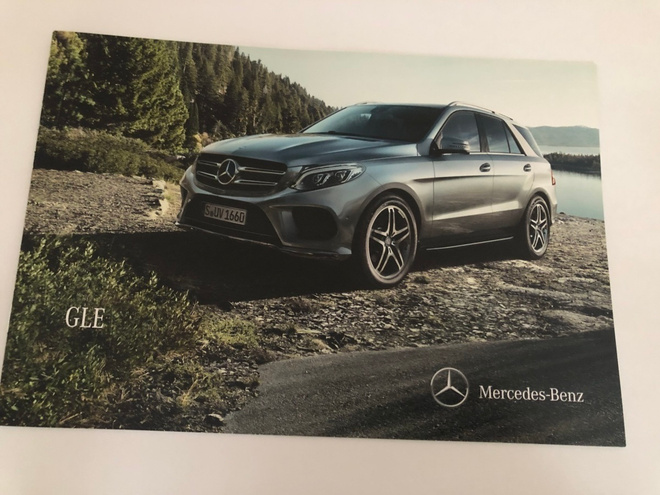 Myyntiesite - Mercedes-Benz GLE - 2015