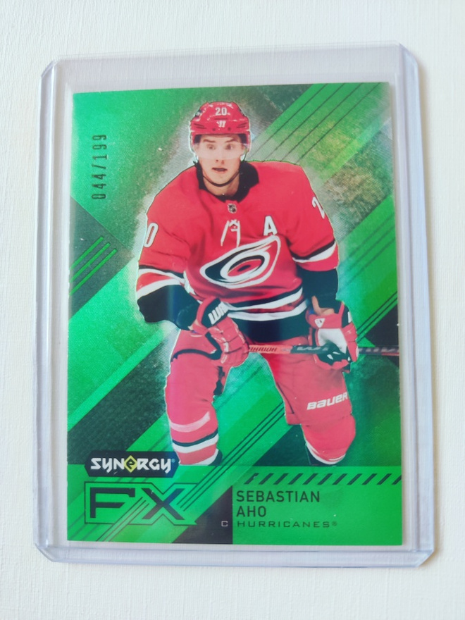 Sebastian Aho - 21-22 Synergy FX Green /199