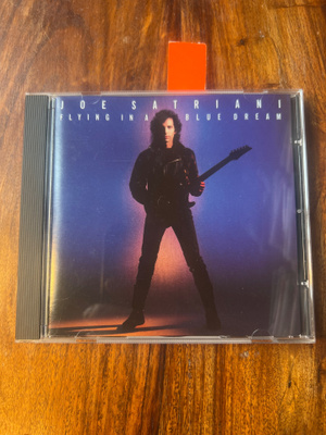 Joe Satriani - Flying In A Blue Dream cd