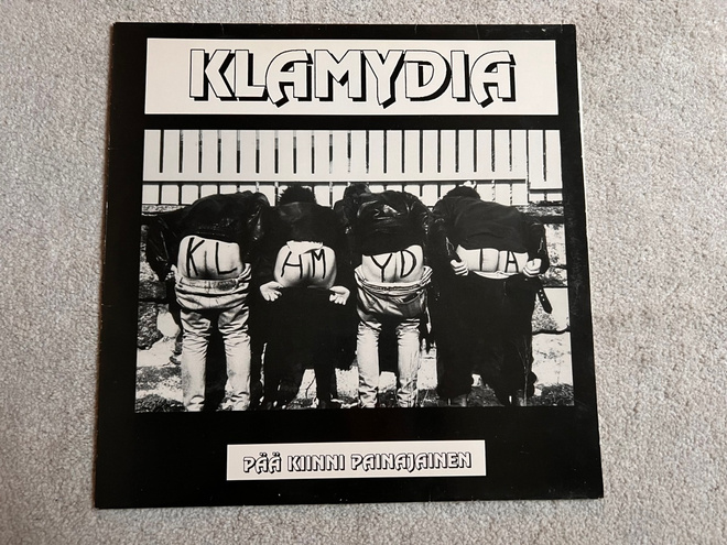 KLAMYDIA / PÄÄ KIINNI PAINAJAINEN LP