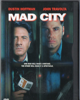 YKSINOIKEUDELLA (56 406) k -FI- snapcase, DVD john travolta