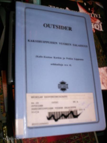 OUTSIDER Kaksihuippuisen Vuoren salaisuus ( 2000 ) Sis.pk