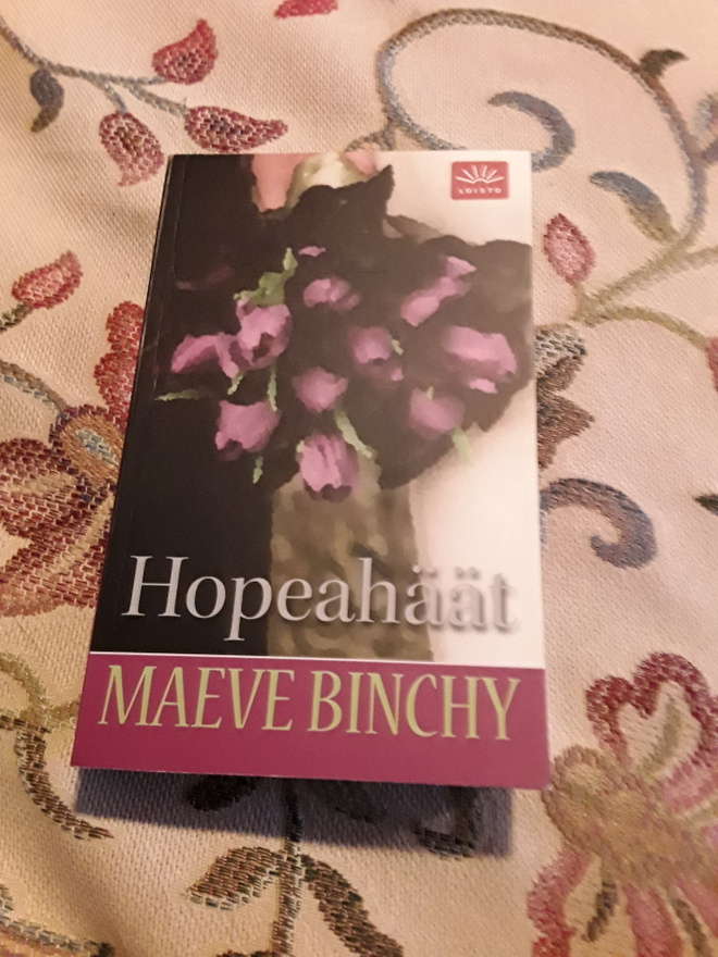POKKARI Hopeahäät MAEVE BINCHY