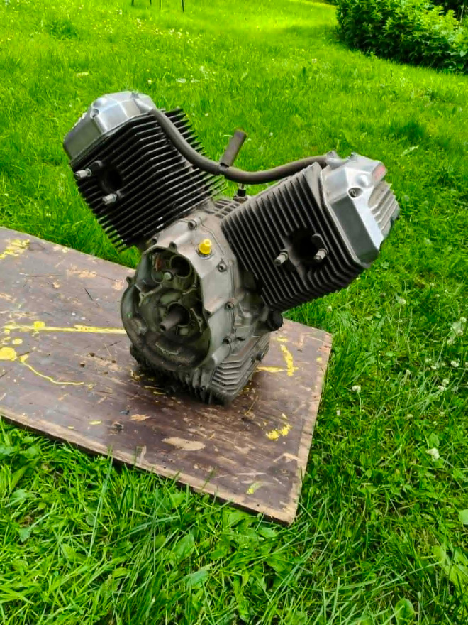 Moto Guzzi V65 Lario tavaraa