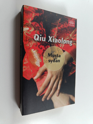 Xiaolong Qiu : Musta sydän