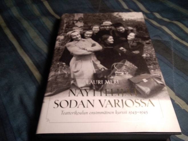 Lauri Meri: Näyttelijät sodan varjossa