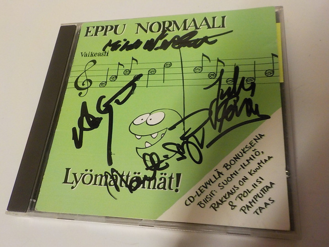 EPPU NORMAALI - LYÖMÄTTÖMÄT! CD KUUDELLA NIMMARILLA