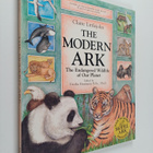 Claire Littlejohn : The Modern Ark : The Endangered Wildl... - pikkukuva 1