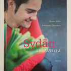 Annukka Oksanen ym. : Sydän lautasella - pikkukuva 1
