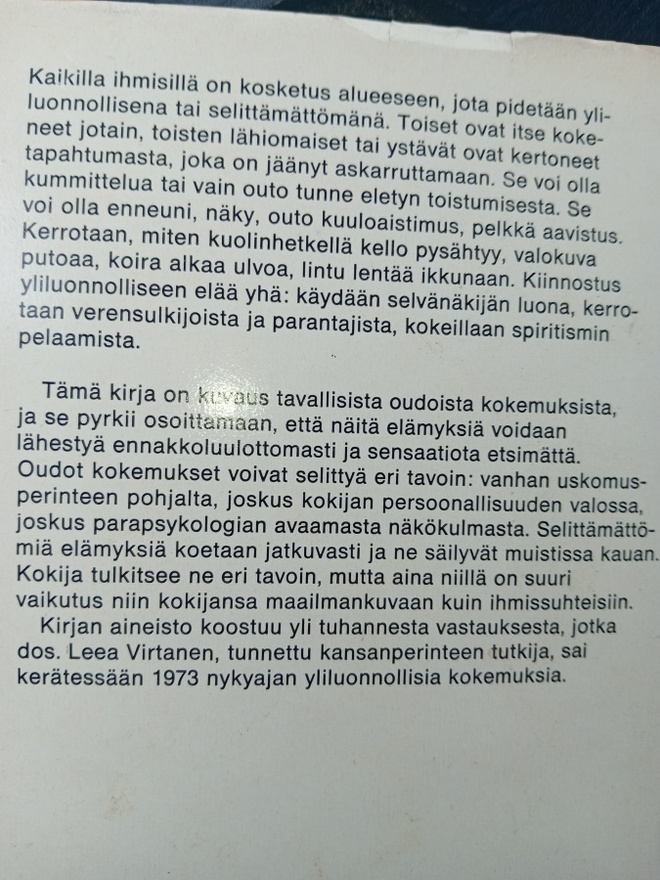 Leea Virtanen  : Kun kello pysähtyi  ( SIS POSTIKULU  )