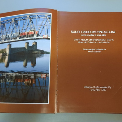 Suuri raideliikennealbumi, Mikko Alameri, asemat junat