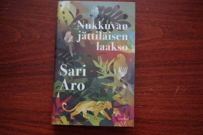 Sari Aro: Nukkuvan jättiläisen laakso (2022)