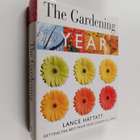 Lance Hattatt : The Gardening Year - pikkukuva 1