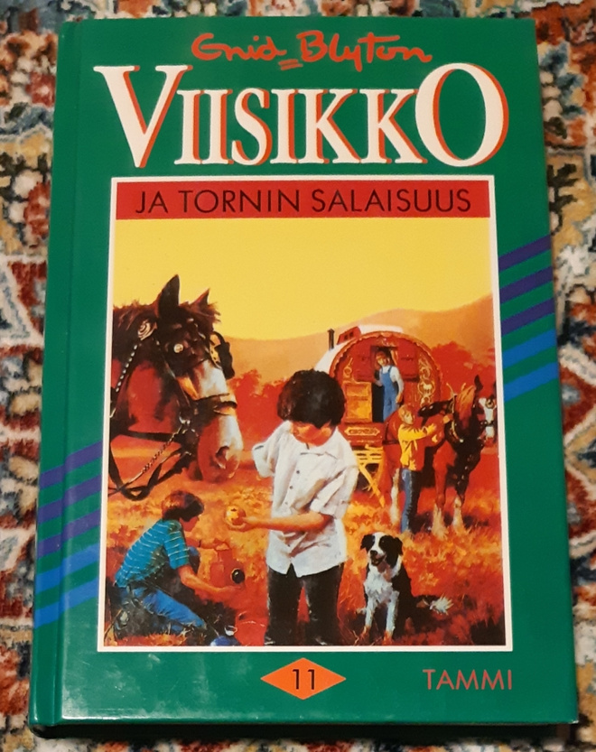 Enid Blyton - Viisikko ja tornin salaisuus