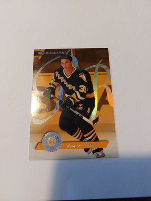1997-98 Donruss Rated Rookies #5 Domenic Pittis