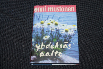 Enni Mustonen - Yhdeksäs aalto 1.p. 1996