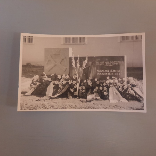 PK Kiuruvesi ortodoksinen kirkko, muistokivi * ei TV
