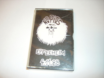 NO PIGS - EPPELHEIM 4.11.88 C-Kasetti (Sis.postikulut )