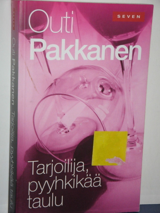 Outi Pakkanen : tarjoilija, pyyhkikää taulu