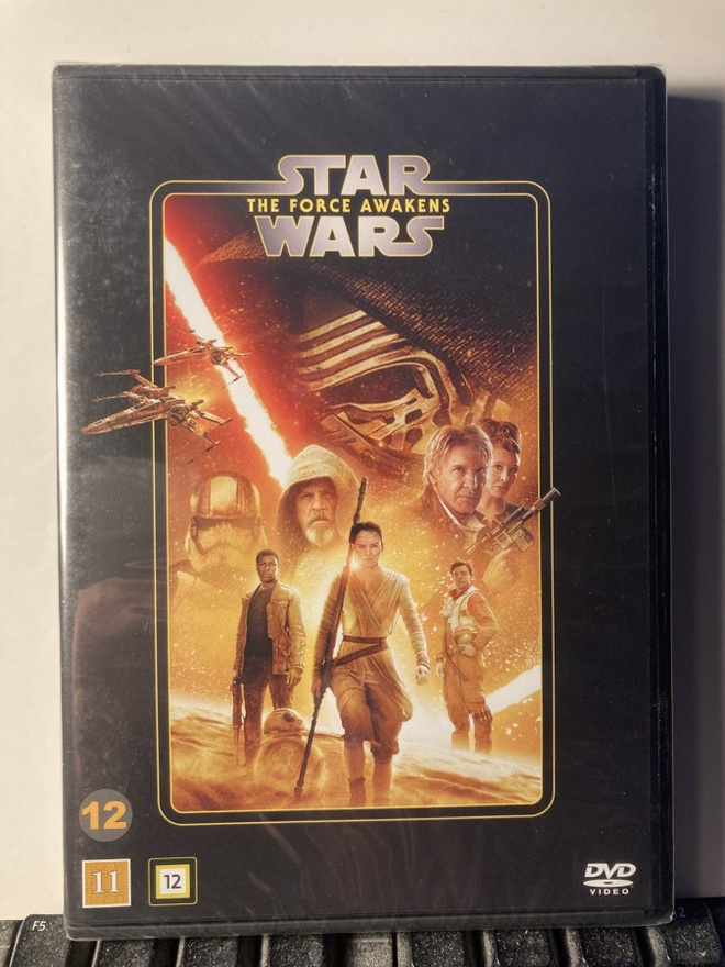 STAR WARS - THE FORCE AWAKENS, DVD, Abrams, muoveissa