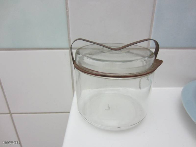 Riihimäen wanha lasitölkki, ½ litraa