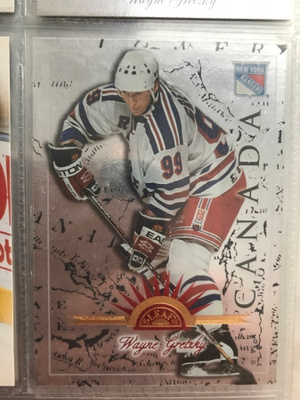 1997-98 Leaf International Wayne Gretzky #8