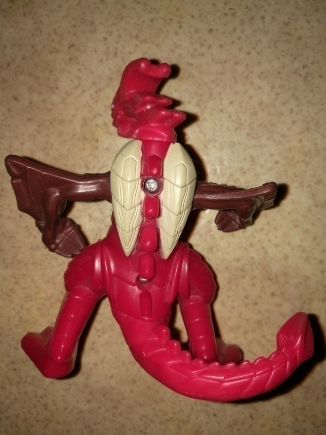 Figure Dragon lohikäärme hahmo 11 cm liikkuvat jäsenet