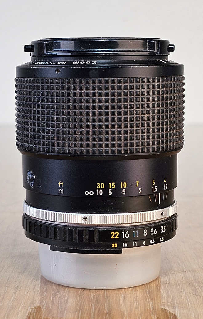 == Nikon Series E 36-72mm f/3.5 - Nikon F