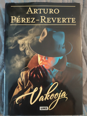 Arturo Perez-Reverte: Vakooja