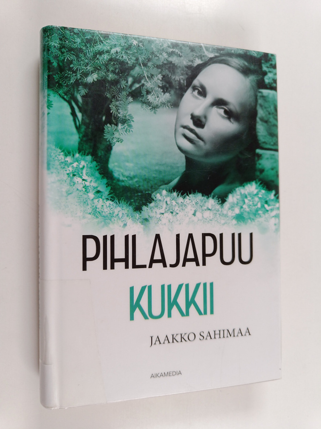 Jaakko Sahimaa : Pihlajapuu kukkii
