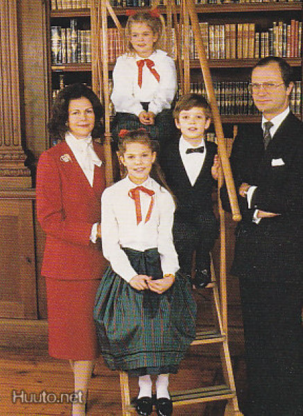 Carl XVI Gustaf, Silvia ja lapset p171